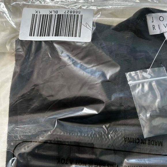 RIBBED KNIT SWEATER WITH MATCHING SCARF, BLACK, SZ 1X, SOFT FABRIC, LONG SLEEVES - Picture 9 of 16